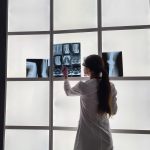 radiologist-checks-xray-image-light-box